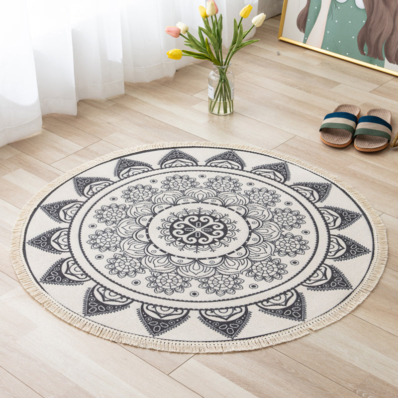 Traditional Floral Design Rug Moroccan Round Indoor Rug Cotton Blend Pet Friendly Area Carpet for Home Decoration