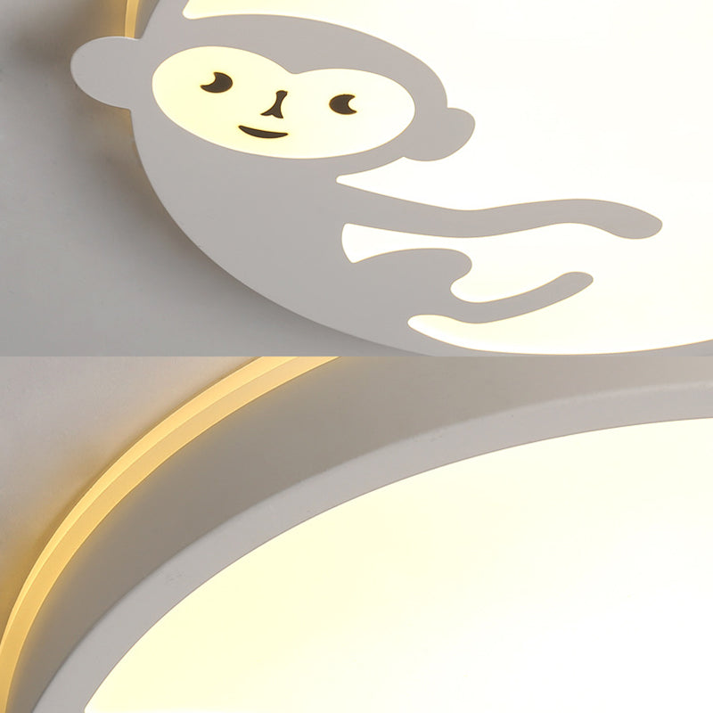 Lámpara de techo LED redonda blanca en el dormitorio infantil, con lámpara de techo metálico para monos y animales