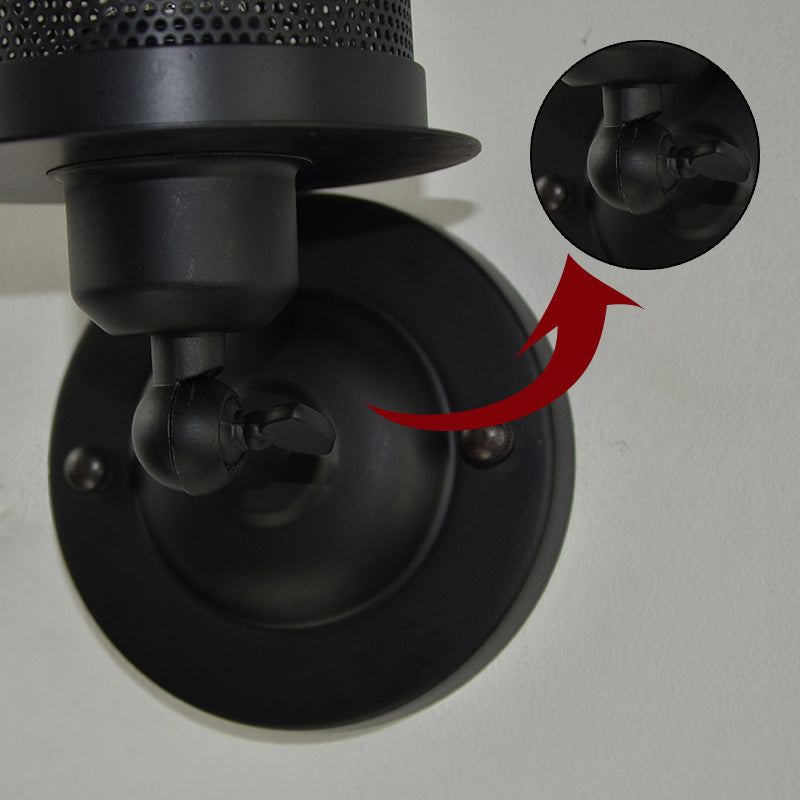 Lampe murale en mailles en fil noir