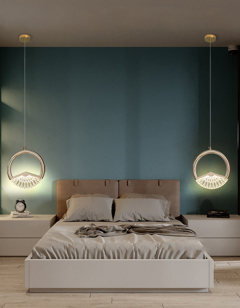 Gold geometrische LED-LED-Anhänger Licht im modernen Luxusstil Zine-Alloy-Hanglicht mit Acrylschatten