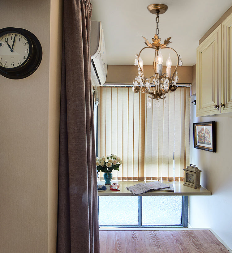 12,2 "breites Vintage Rustikalstil Kristallkronleuchter Licht 3 Licht Metallic Blatt dekoratives Schlafzimmer Anhänger Licht in Gold