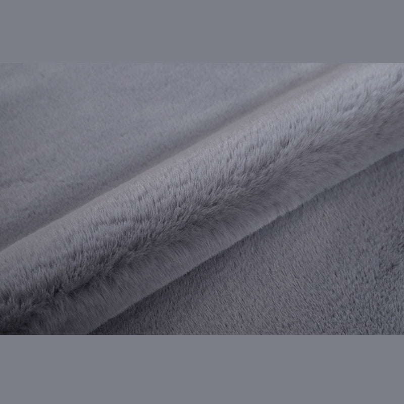 Lovely Bear shaped Area Rug Stylish Solid Shag Polypropylene Indoor Carpet Easy Care Friendly Washable Rug for Bedroom