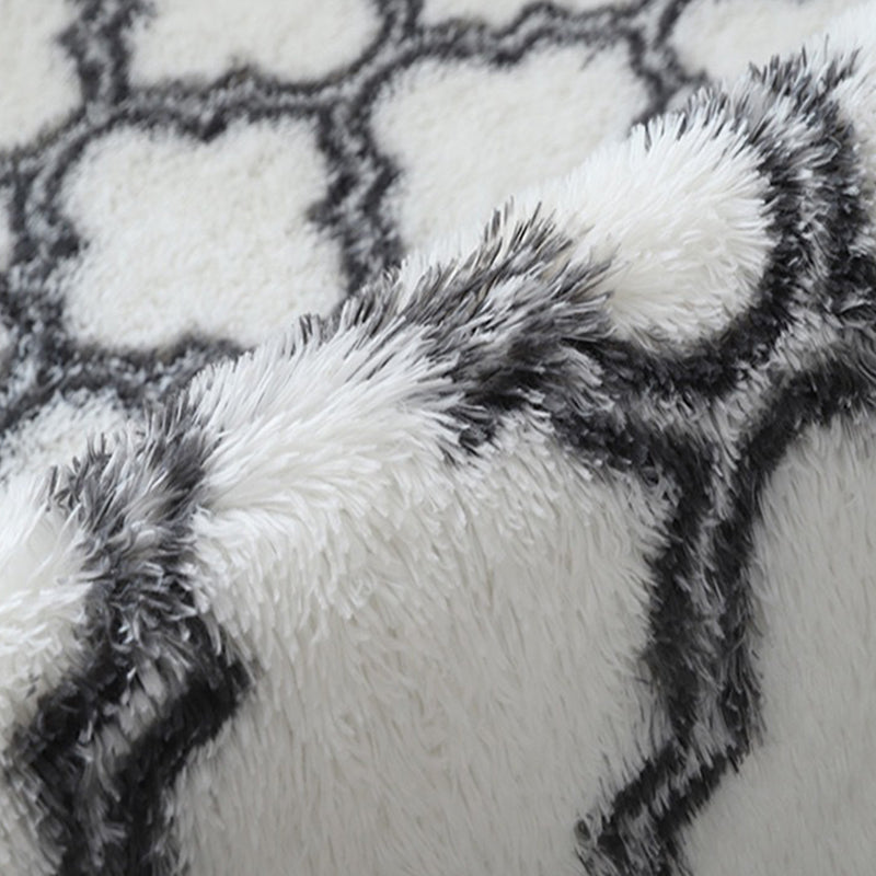 Contemporary Trellis Pattern Area Rug Aesthetic Soft Shag Indoor Carpet Polyester Non-Slip Backing Carpet for Home Decor