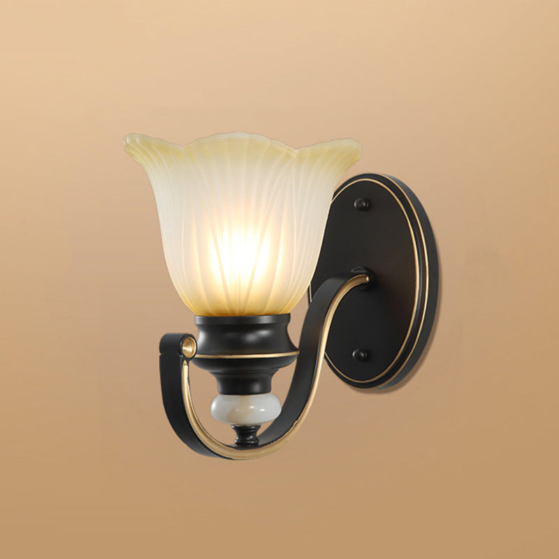 Semplicità vintage Bell Bell Vanity Lights Sconce Milk Glass Wall Monte Flaching per bagno
