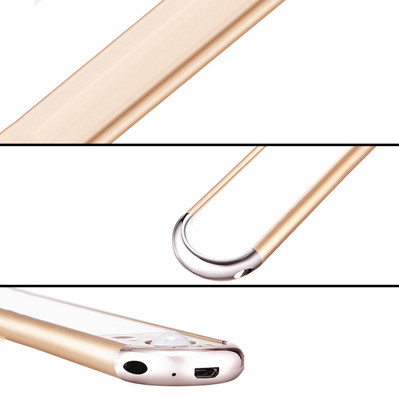 Gold länglich mobile LED Mirror Light Moderne Metall Waschtisch für Pulverraum