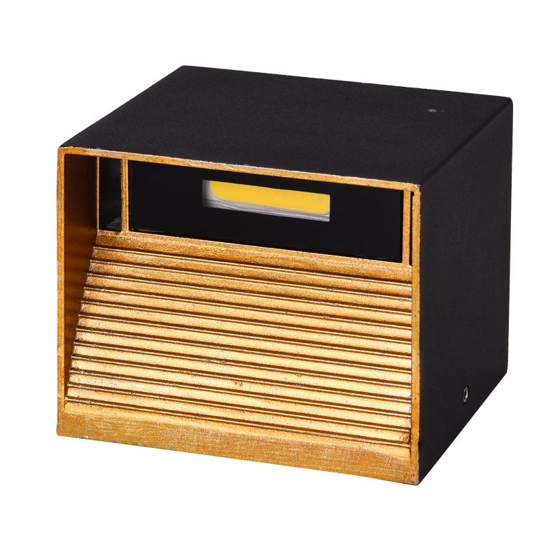 Outdoor Cube Shade LED Wall Lamp 1-Light Modern Aluminum Wall Mounted Light