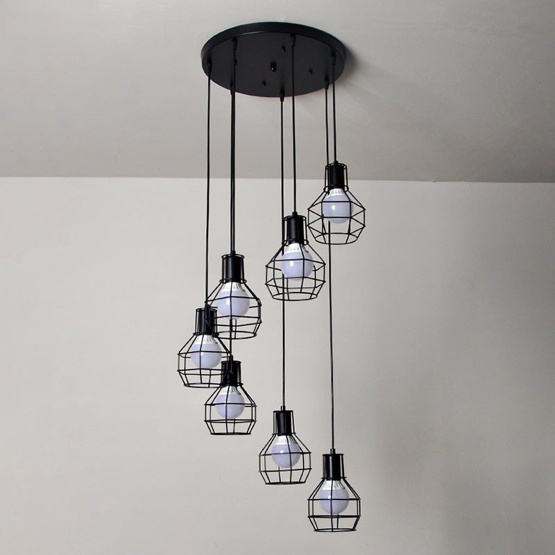 Zwarte trap hangend licht in moderne klassieke stijl smeedijzeren cluster hanglamp met ijzeren frame