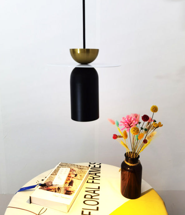 Zylindrische kleine Anhängerlampe postmoderne Metall 1 Kopf Esszimmer Deckenleuchte