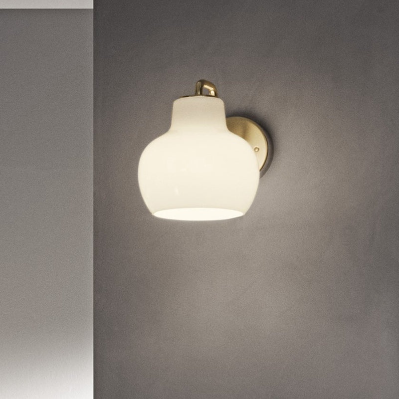 Armed Bedroom Wall Lighting Fixture Glass Contemporary Sconce Light Fixture in White