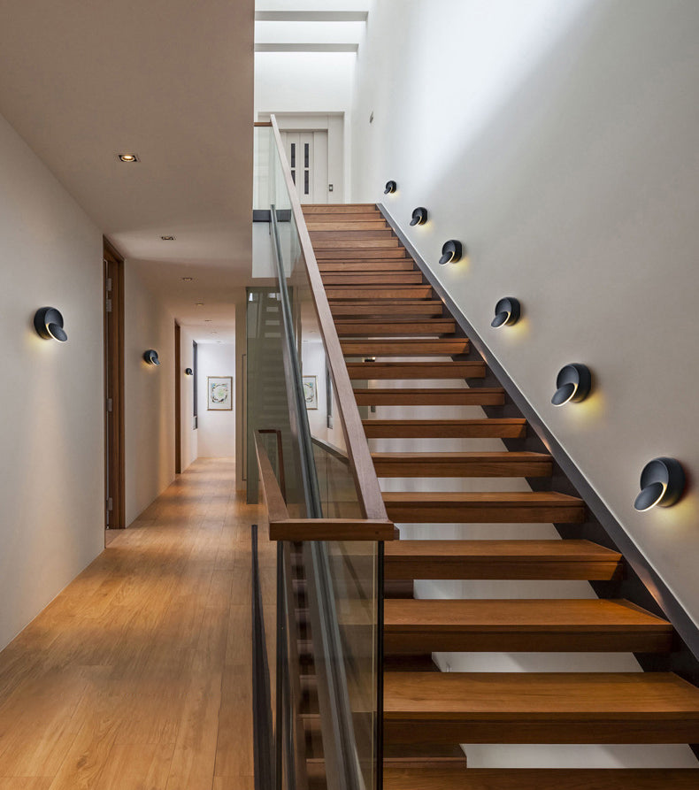 Noordse eenvoud Stijl Ronde LED Wandlicht 360 ° Roteerbaar Mini Sconce Light voor slaapkamerbalkon
