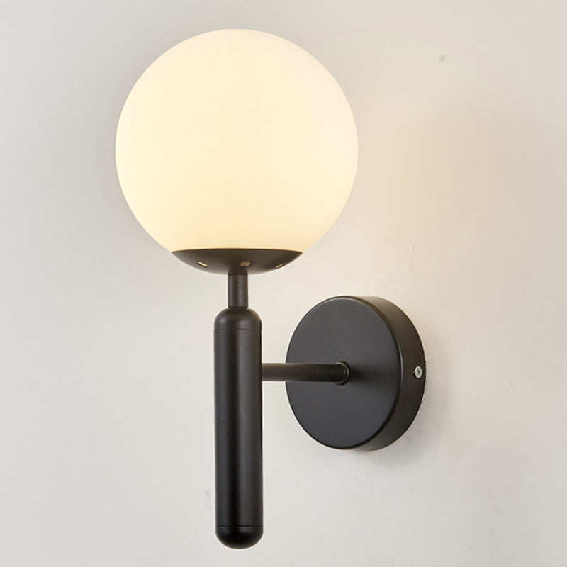 1-Licht-Glas-Globus-Wandlampe 12,5 Zoll Höhe Nordischer Metallleuchten für Treppenhaus
