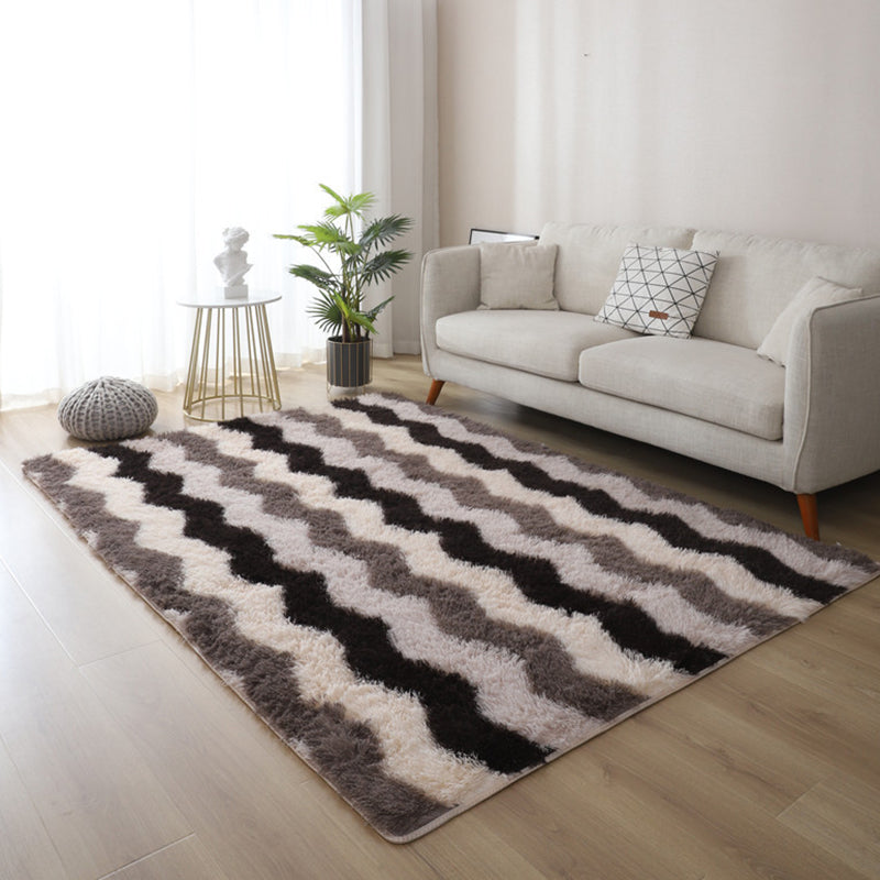 Simple Modern Graphic Pattern Rug Creative Trendy Shag Area Carpet Polyester Friendly Washable Carpet for Living Room