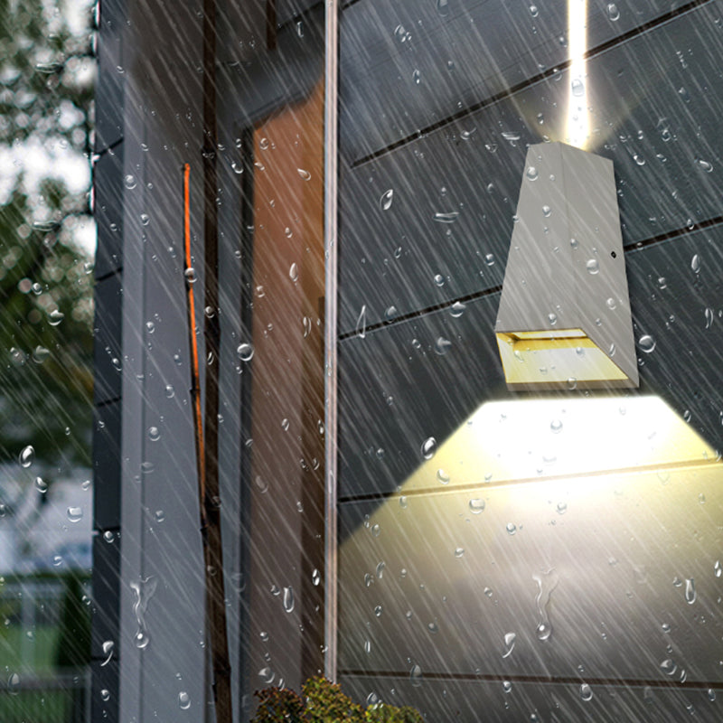 Moderno Minimalista Geométrico Geométrico ARRIBA LED MALA MEAL METAL 2 luces de luces 2 luces