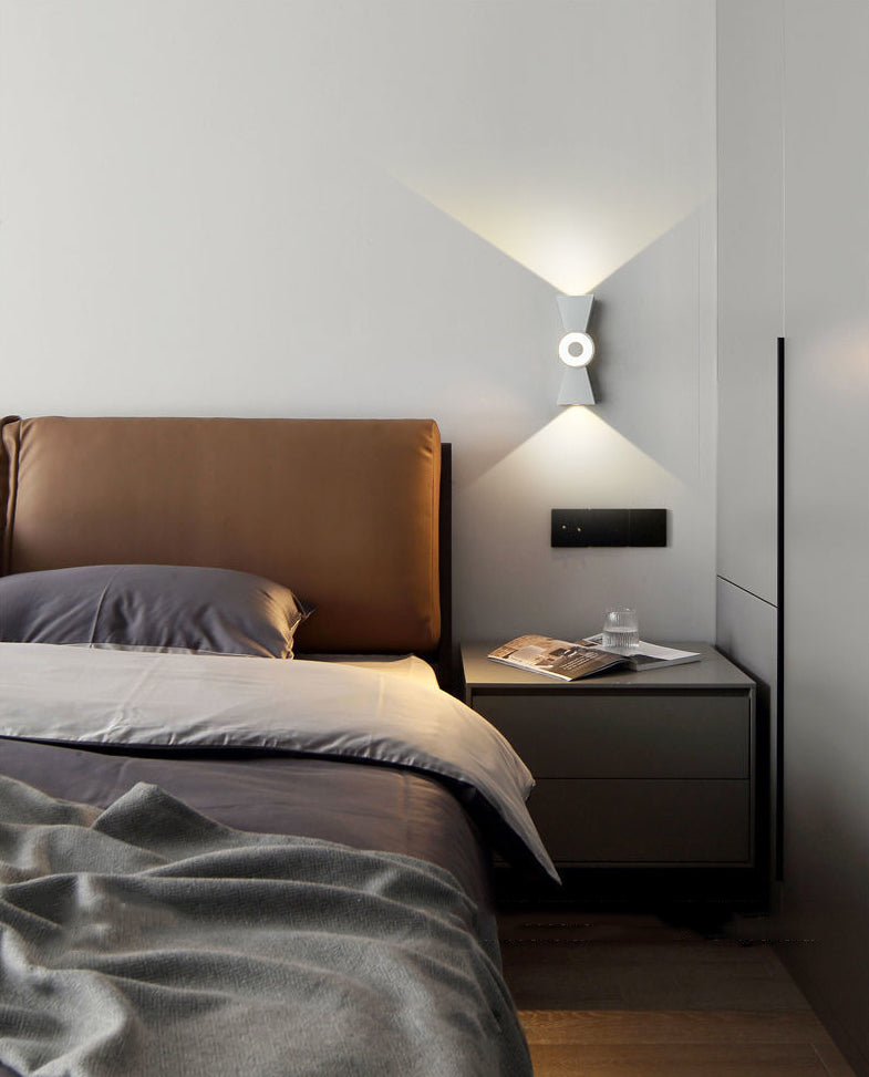 Chinese Knot Shaped Creative LED Wall Lamp Modern Simplicity Style Ambiance Decorative Wall Sconce for Courtyard Aisle