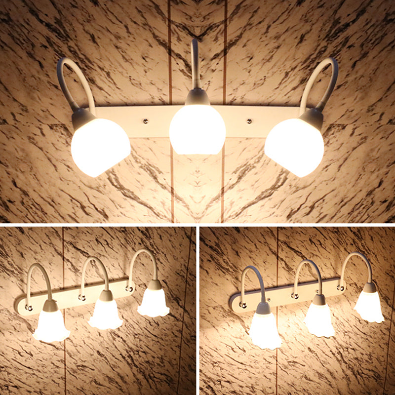 Lampada da parete a collo di cigno flessibile in stile country per bagno