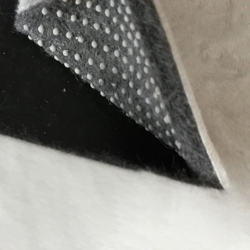 Trendy Leopard Pattern Rug Black Contemporary Area Carpet Anti-Slip Backing Rug for Living Room