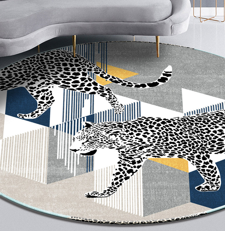 Gray Modern Round Area Rug Individuality Leopard Pattern Rug Stain Resistant Carpet for Home Decor