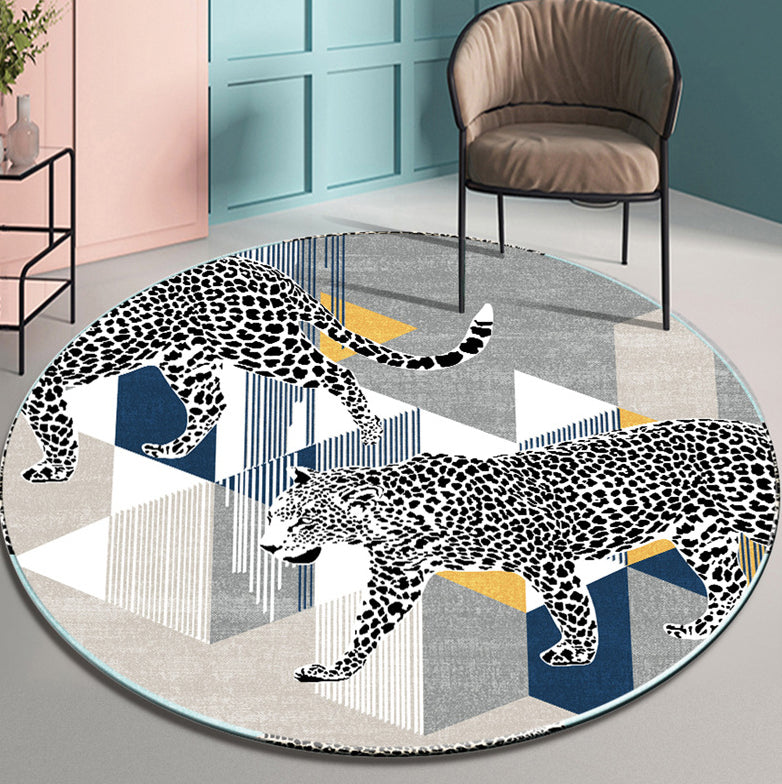 Gray Modern Round Area Rug Individuality Leopard Pattern Rug Stain Resistant Carpet for Home Decor