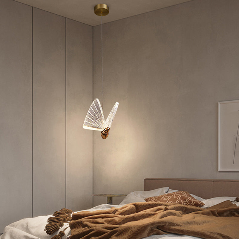Luz colgante de mariposa dorada en estilo creativo moderno de hierro forjado que colgaba con sombra acrílica