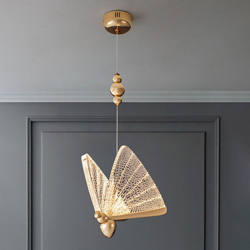 Luz colgante de mariposa dorada en estilo creativo moderno de hierro forjado que colgaba con sombra acrílica