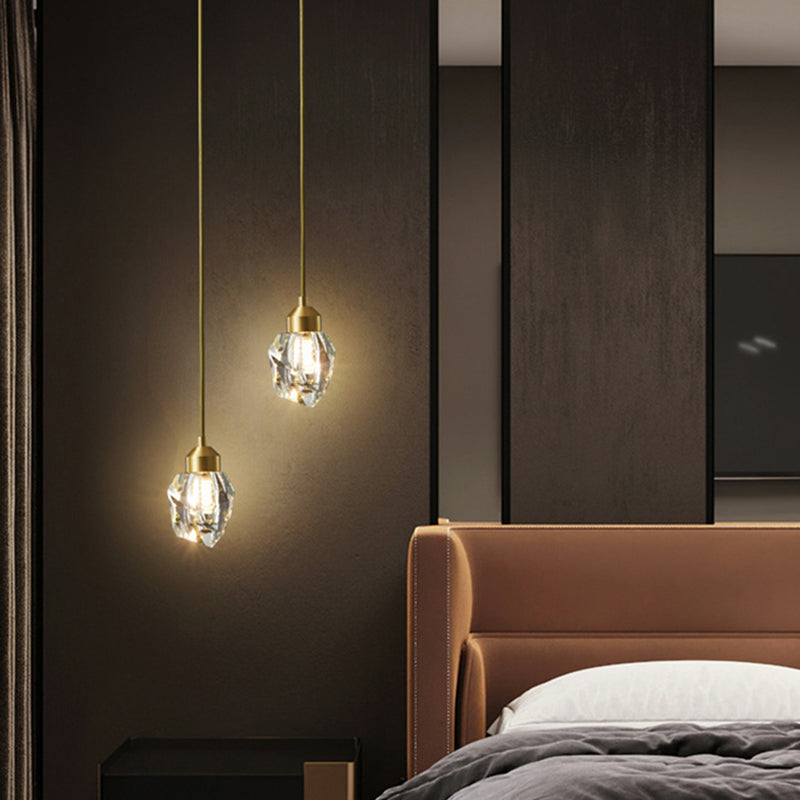 Minimalistische hangende lamp zwart-gouden edelsteenvormige hanger met kristalschaduw voor restaurant