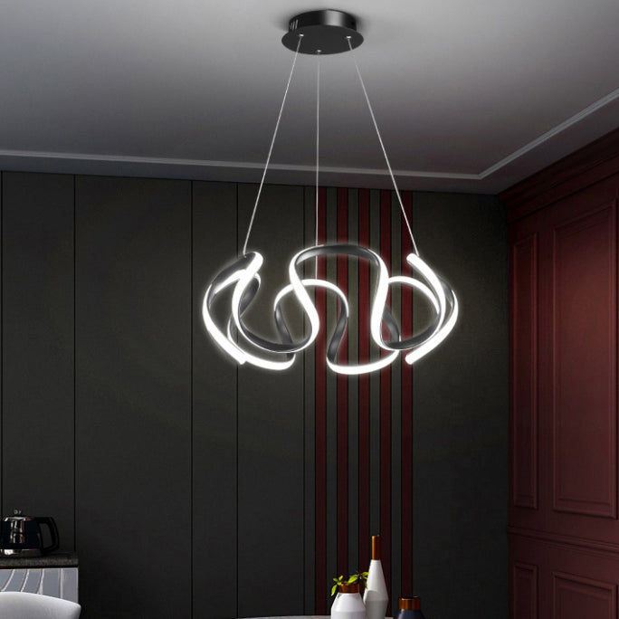 Luz de colgante lineal LED de aluminio en una lámpara de araña de hierro forjado de estilo minimalista moderno con sombra acrílica