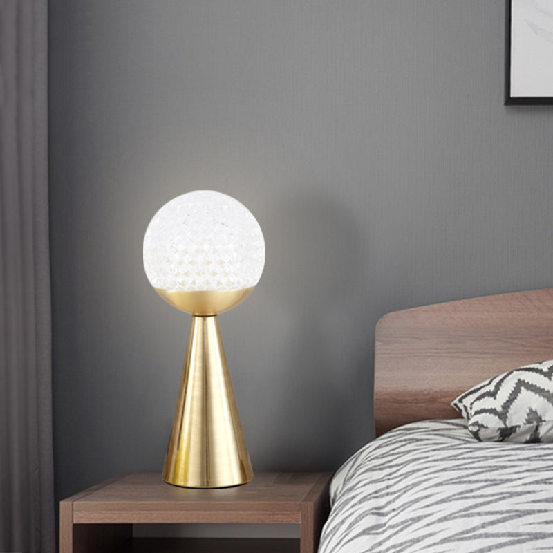 Lampada per palla da letto postmoderna e cono Night Acrilico Acrilico a bulbo singolo Luce