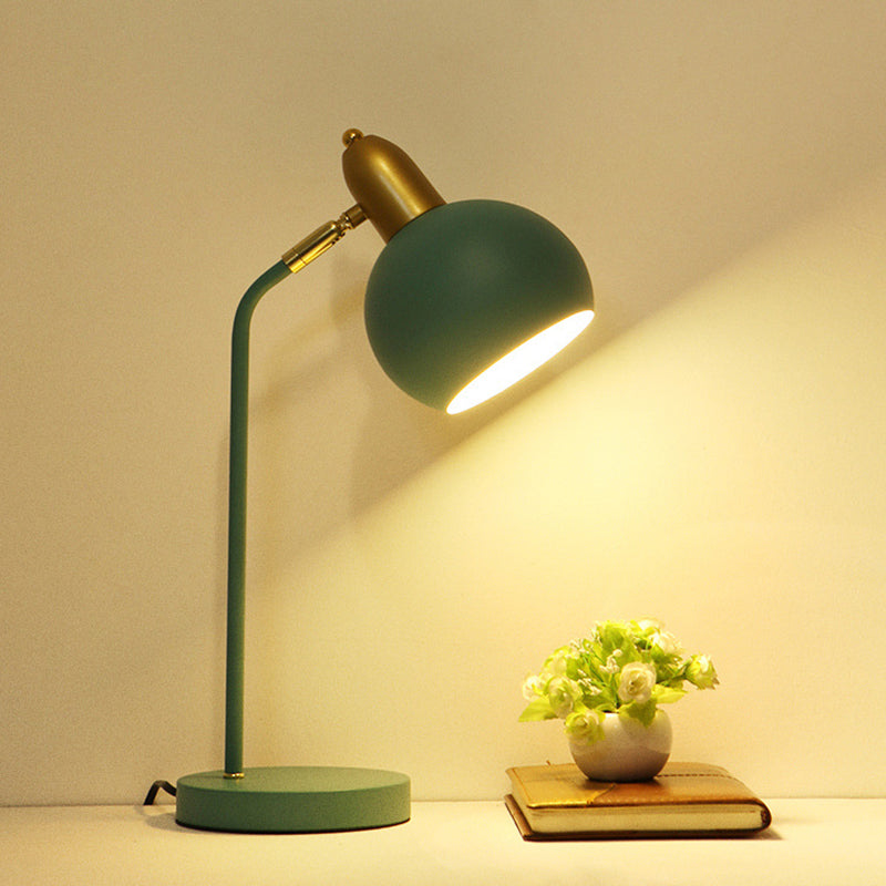 Lighting de mesa de domo metálico Macaron 1 Lámpara de lectura ajustable de cabeza para dormitorio