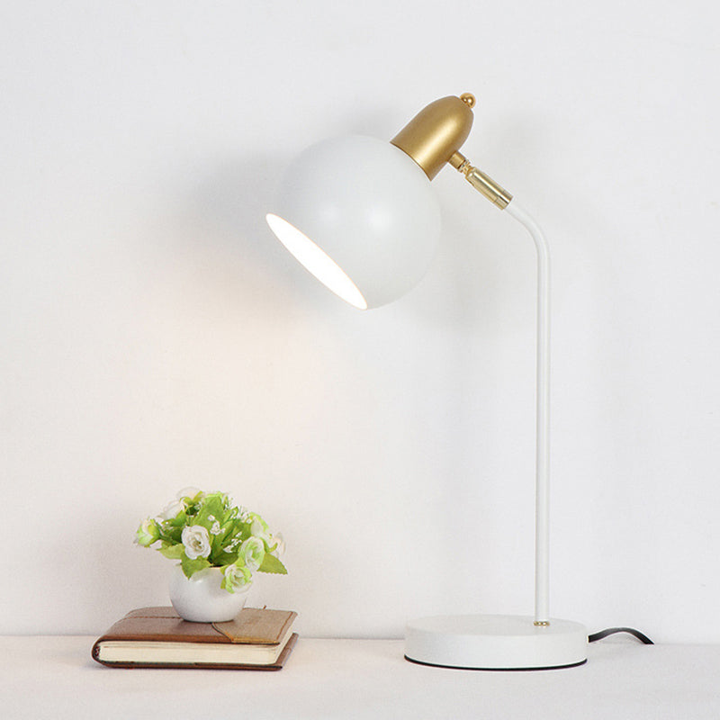 Lighting de mesa de domo metálico Macaron 1 Lámpara de lectura ajustable de cabeza para dormitorio