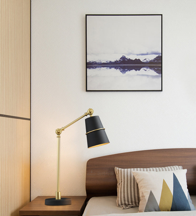 Lámpara de lectura de brazo colgante posmoderno 1 cabezal de la mesa de dormitorio con sombra de cono