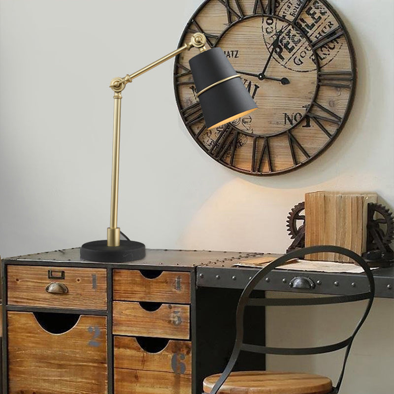 Lámpara de lectura de brazo colgante posmoderno 1 cabezal de la mesa de dormitorio con sombra de cono