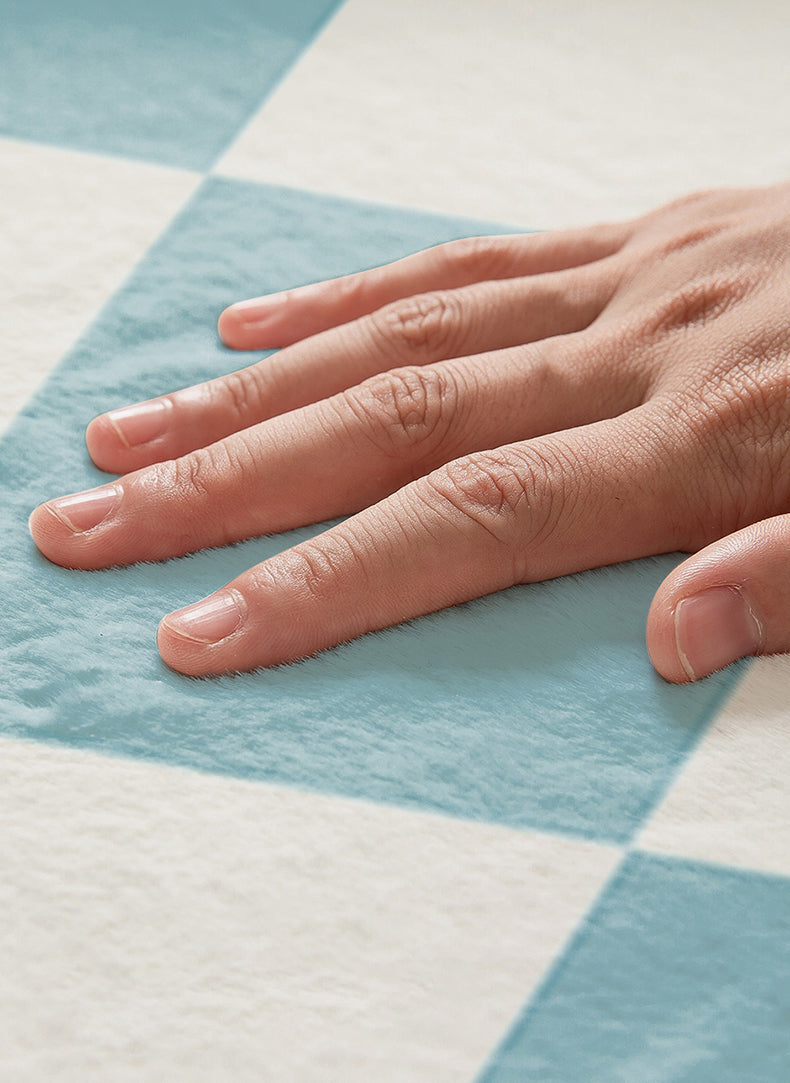 White Tone Simplicity Area Rug Polyester Buffalo Check Rug Non-Slip Backing Indoor Rug for Bedroom