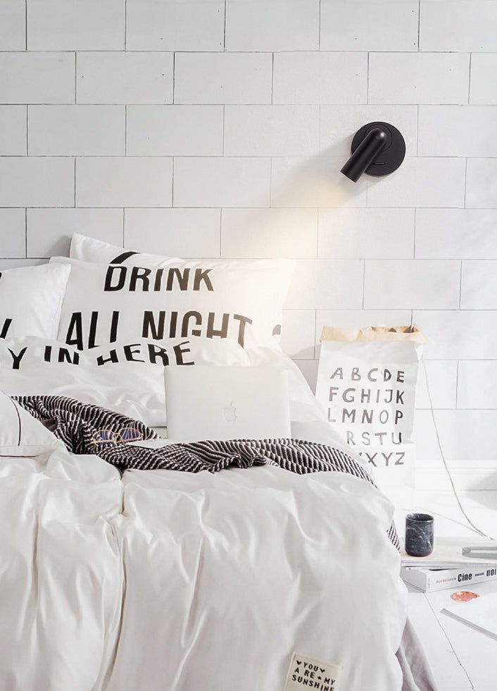 Plan de pared LED de aluminio esmerilado en la simplicidad moderna Luz de pared geométrica de metal para el dormitorio