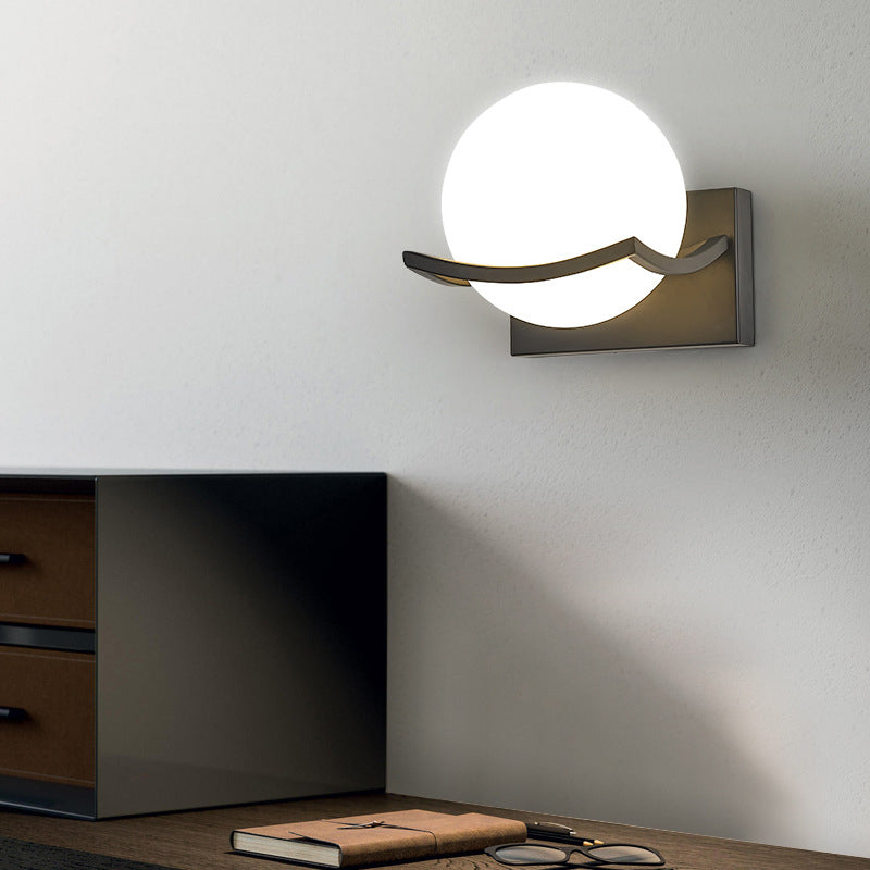 Black Globe Wall Lamp in Modern Creative Style Wrought Iron Wall Light with Glass Shade