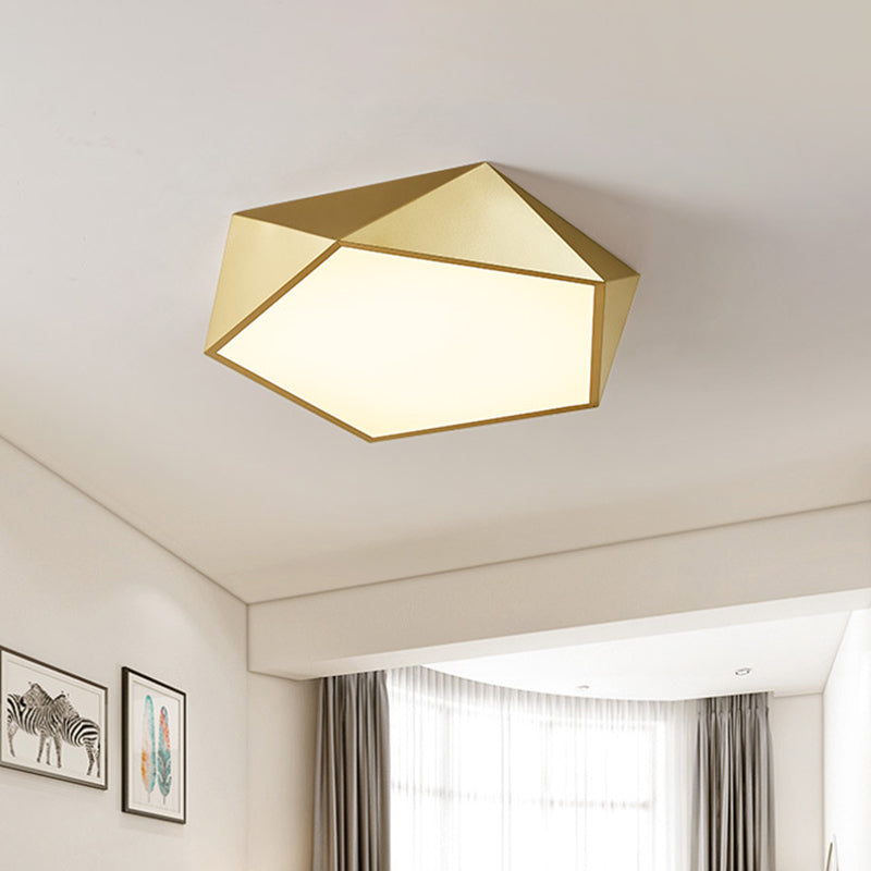 16.5"/20.5" W Pentagon Bedroom Flush Lighting Metal Modernist LED Close to Ceiling Lighting Fixture in Gold Finish
