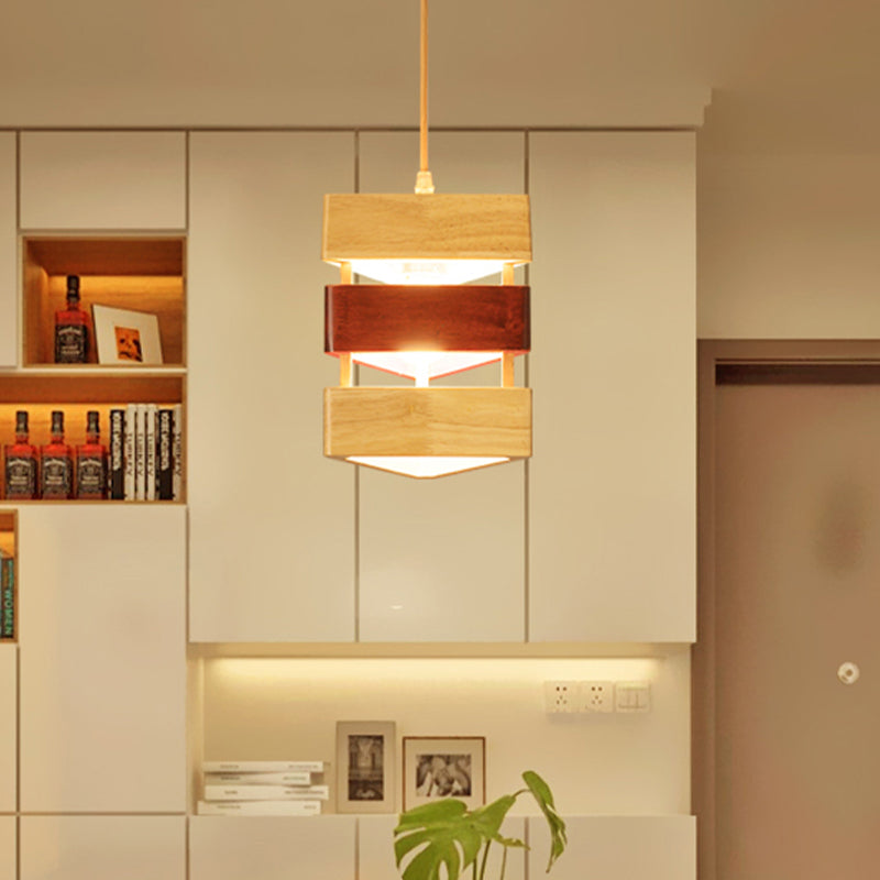 Asiatische 1 Kopfdecke Beige Dreiecksuspension Pendellicht mit Holzschatten