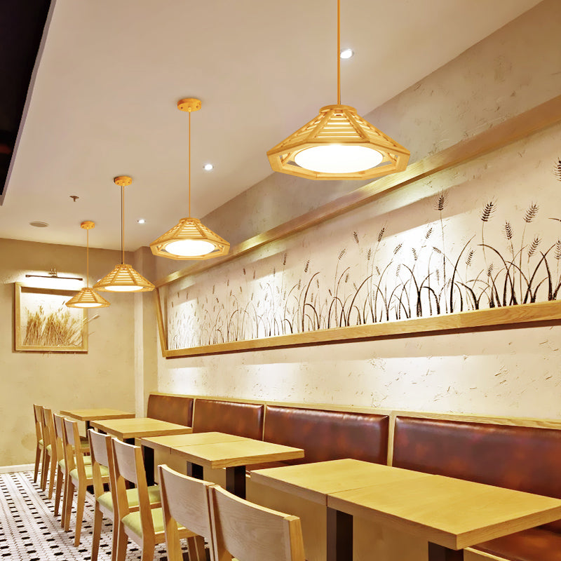 Sich verjüngte Hanglampe Asiatische Holz 1 Glühbirne 14 "/19,5" breiter beige Anhängerleuchte mit innerer weißer Stoffton