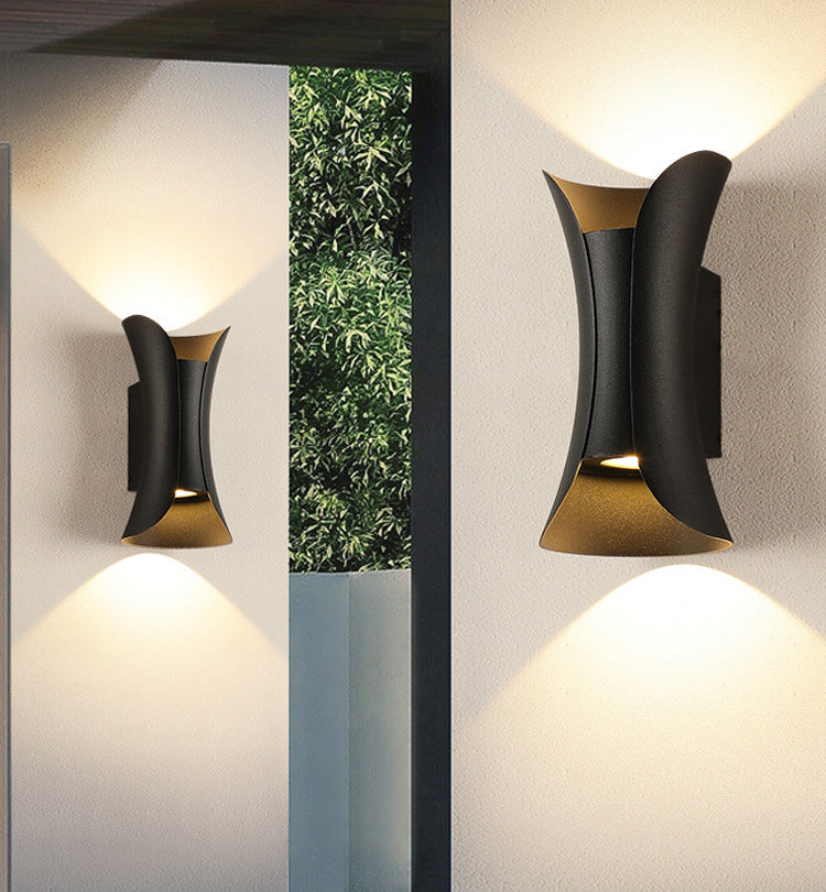 Modern Creative LED Wall Lamp Aluminium Geometric Wall Sconce with Glass Shade