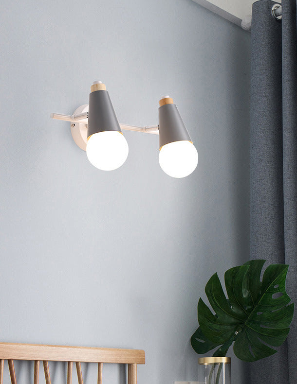 Éclairage mural de salon conique