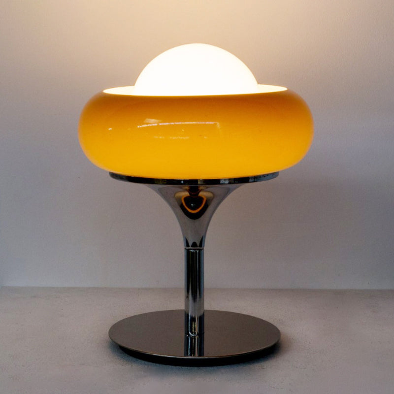 Lampada da tavolo a forma di bocciolo in vetro marrone chiaro Lampada da notte contemporanea con 1 lampadina con finitura cromata per soggiorno