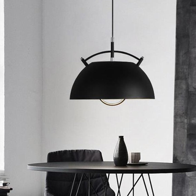 1 cabezal de comedor iluminación colgante modernista lámpara colgante negro con sombra de metal abovedada