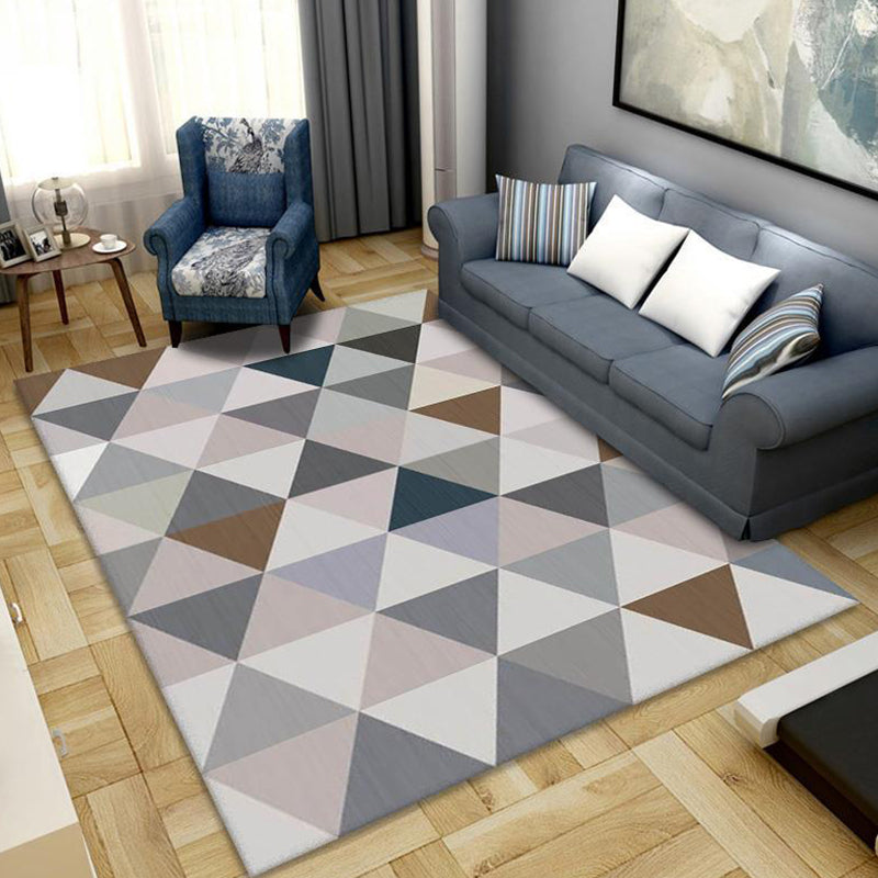 Stylish Triangle Pattern Rug Funky Modern Carpet Polyester Stain Resistant Rug for Living Room