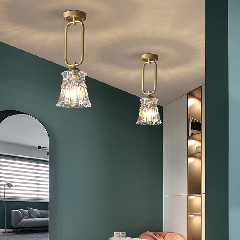 Luz de techo de montaje semi rasgador sombreado de vidrio Luz de montaje de techo dorado nórdico de montura de montaje