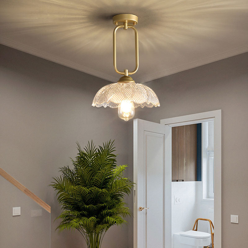 Luz de techo de montaje semi rasgador sombreado de vidrio Luz de montaje de techo dorado nórdico de montura de montaje