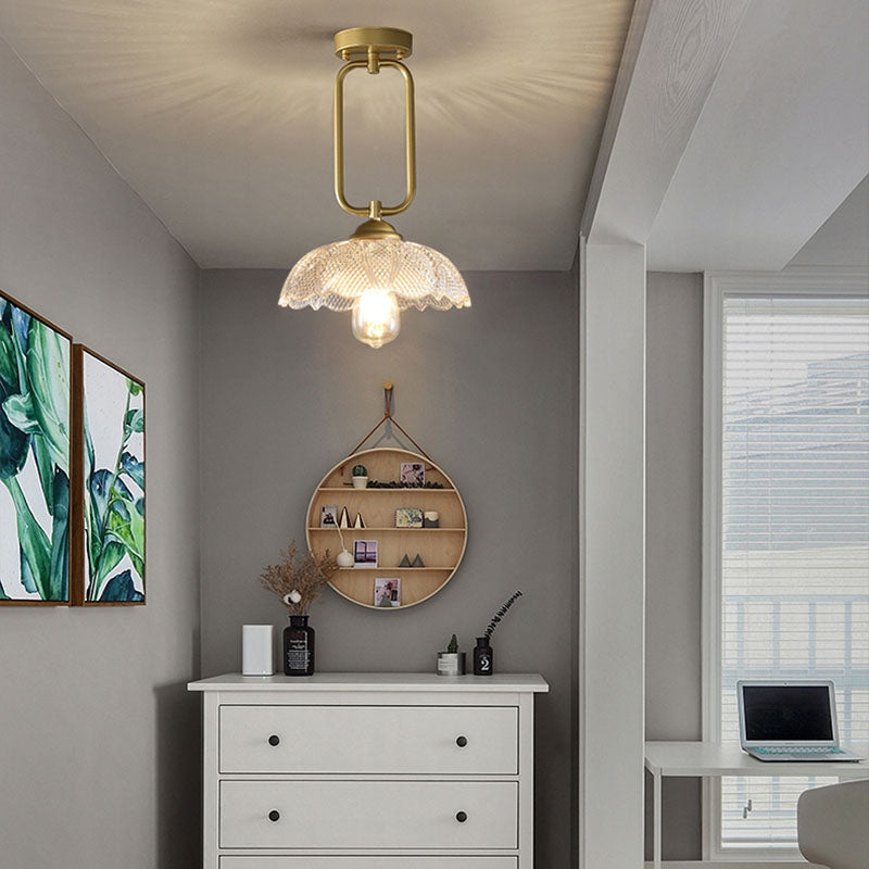 Luz de techo de montaje semi rasgador sombreado de vidrio Luz de montaje de techo dorado nórdico de montura de montaje