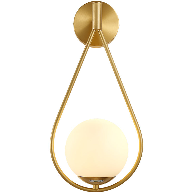 Nordische Wandbeleuchtung GOLD GOLD TREARDROP WALL Leuchtenbeleuchtung mit Glasschatten