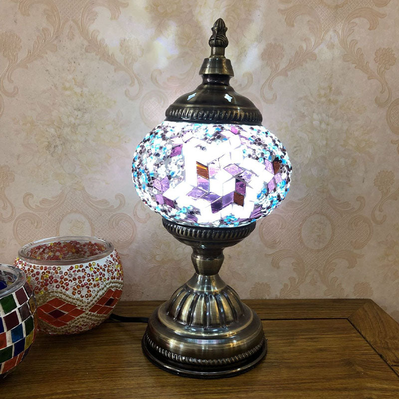 Single-Bulb Nightstand Light Retro Spherical Stained Glass Table Lamp for Bedroom