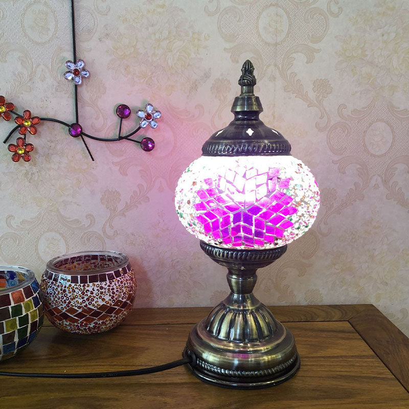 Single-Bulb Nightstand Light Retro Spherical Stained Glass Table Lamp for Bedroom