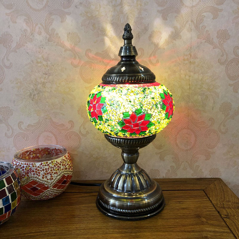 Single-Bulb Nightstand Light Retro Spherical Stained Glass Table Lamp for Bedroom