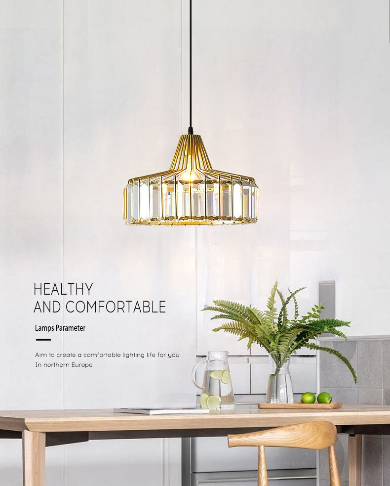 Lampe suspendue à pendentif de dôme créatif moderne lampe suspendue en fer forgé avec de l'ombre en cristal